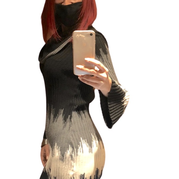 New Directions, PS , long bell sleeve, sweater knee length dress - Picture 3 of 5